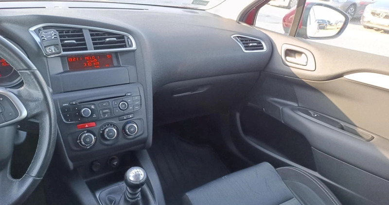 Citroen C4 cena 24900 przebieg: 221453, rok produkcji 2011 z Lidzbark małe 254